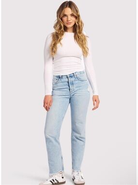 High-rise Straight Leg Curvy Fit Jeans